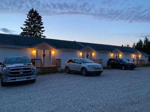 Auberge Motel Panorama image 26